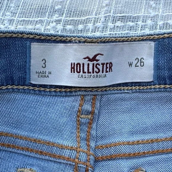 Hollister Blue Denim Beaded Low-Rise Shorts - Picture 4 of 5